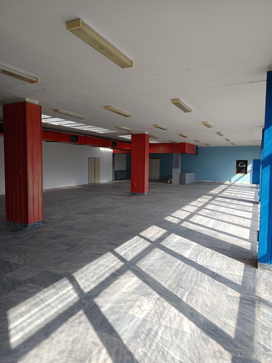 Pronájem komerčních prostor - 3