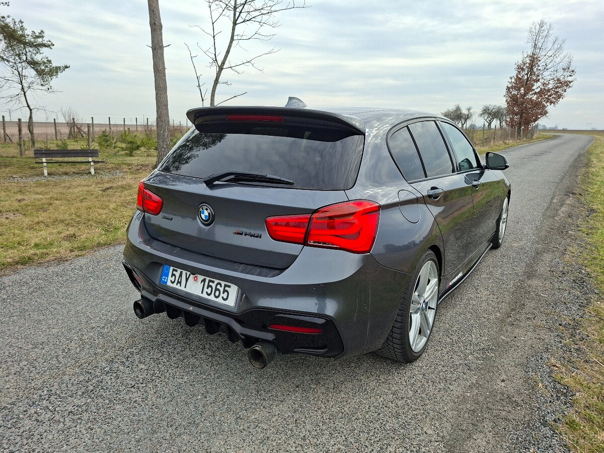 BMW M140i - 3