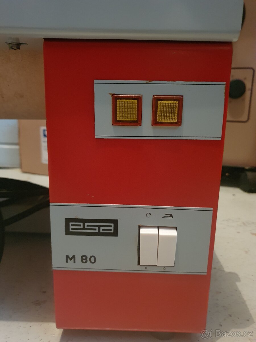 Elektrický mandl na prádlo M80 - 3