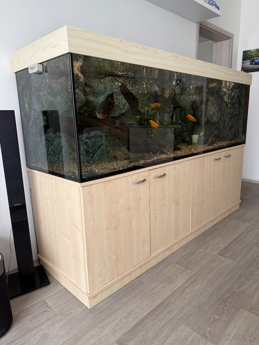Kompletní akvárium 720l - 3