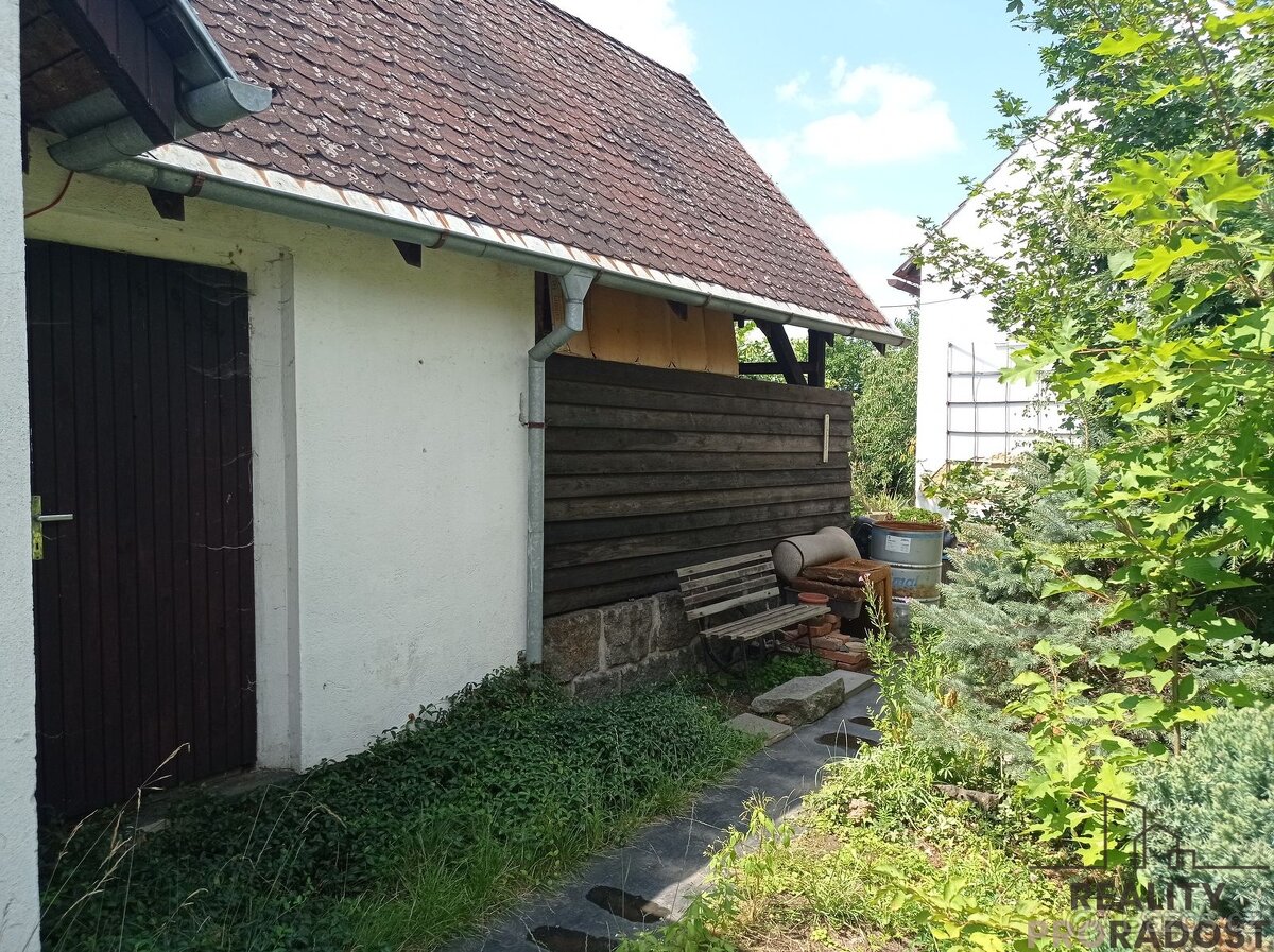 Rodinný dům, 100 m2, Krty u Jesenice, pozemek 269 m2 - 3