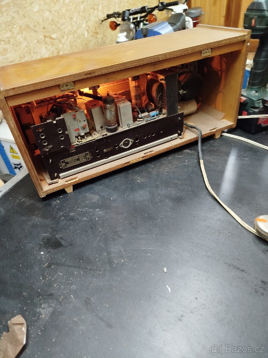 Rádio Tesla + příslušenství - 3