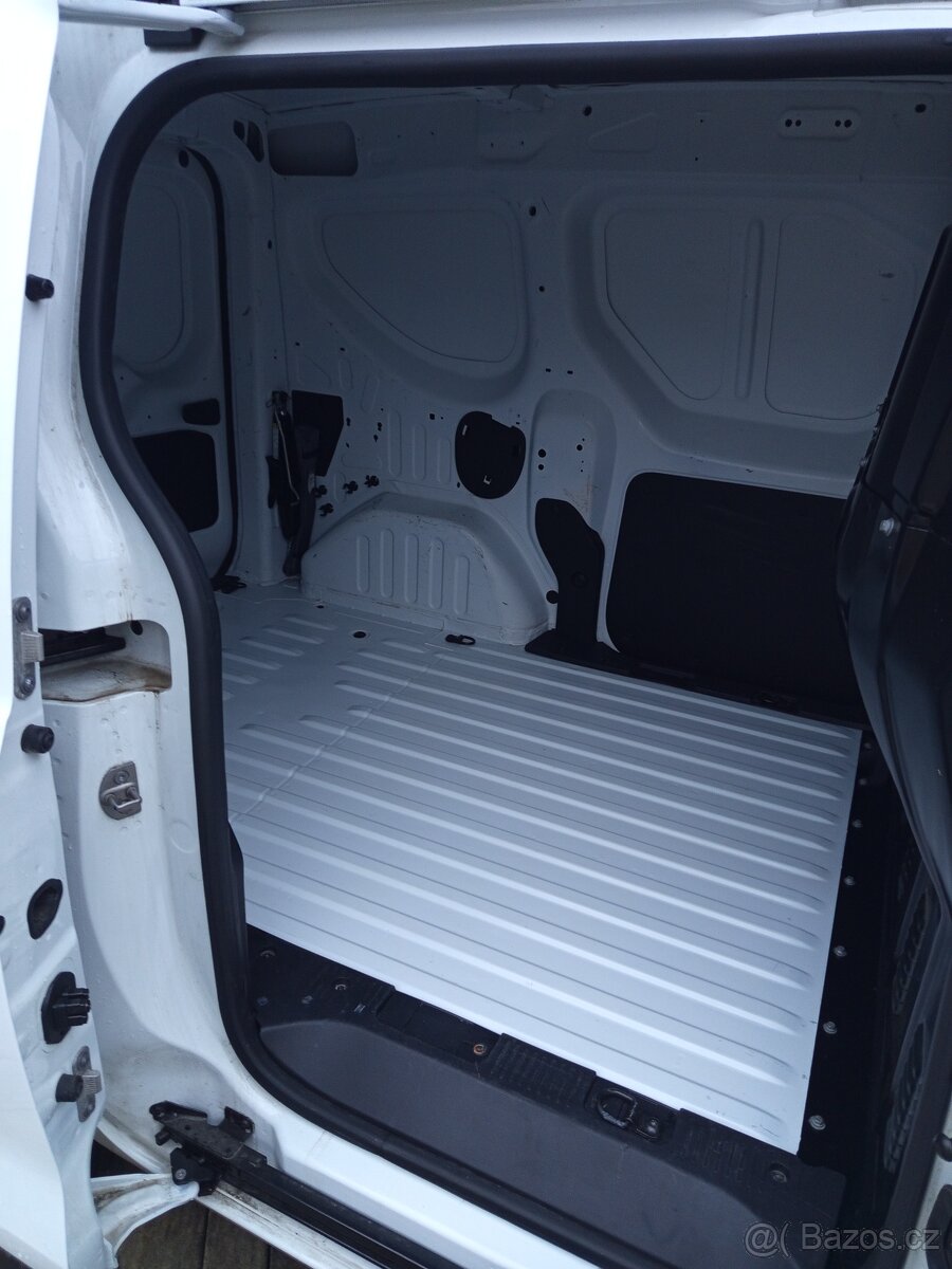 Prodám Renault Express 1.3 Tce ,75 kw - 3