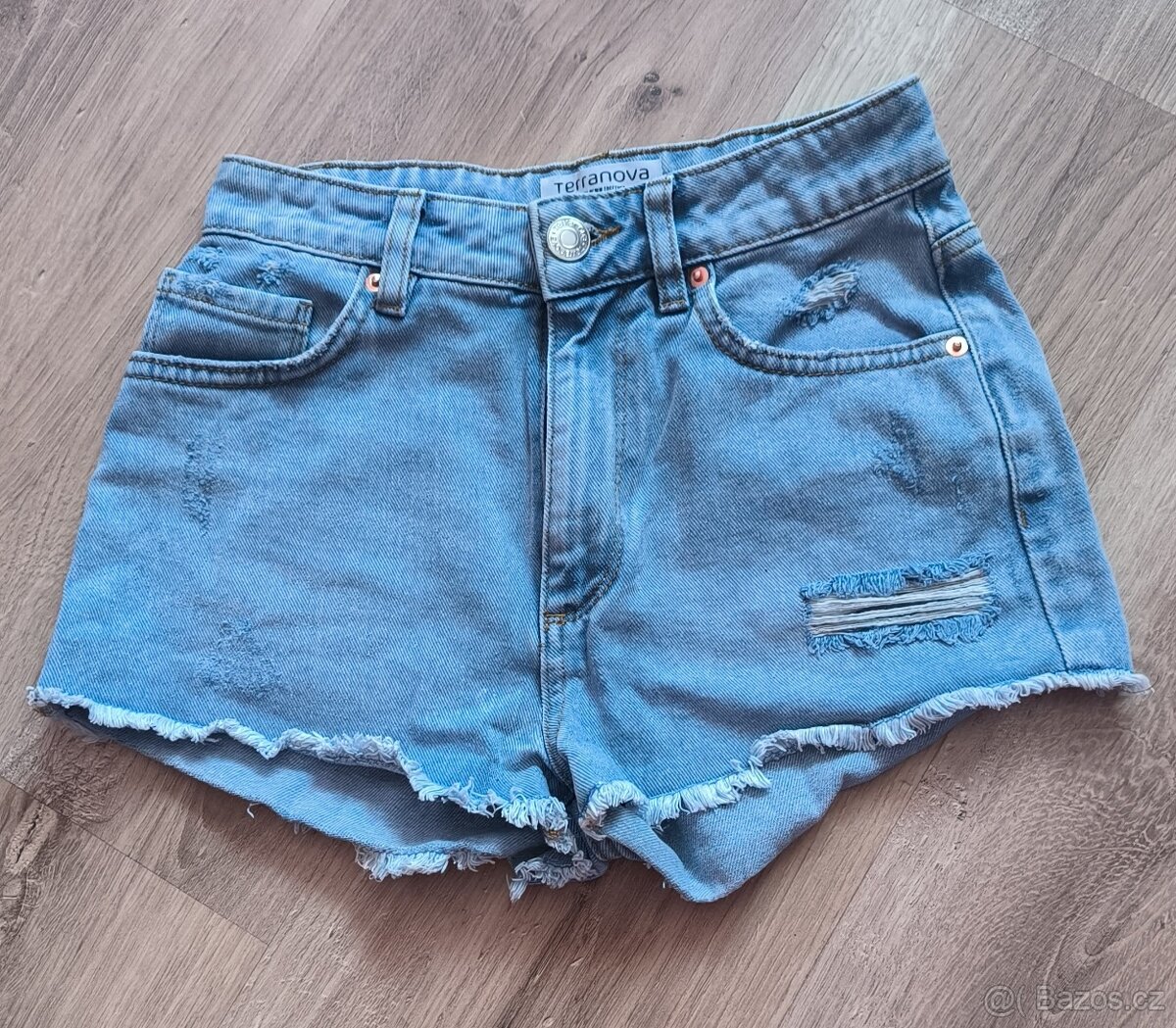 Kraťasy Amisu a Terranova - 3