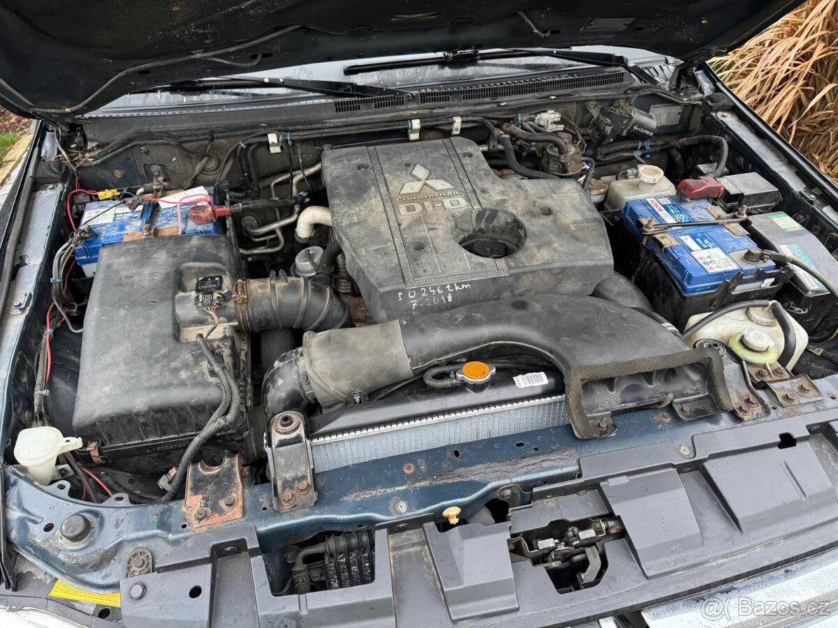 Mitsubishi Pajero IV 2008 3,2 DiD - 3