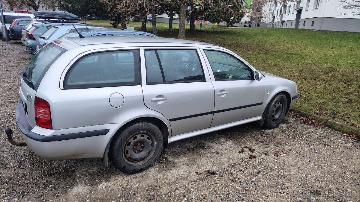 Škoda Octavia - 3