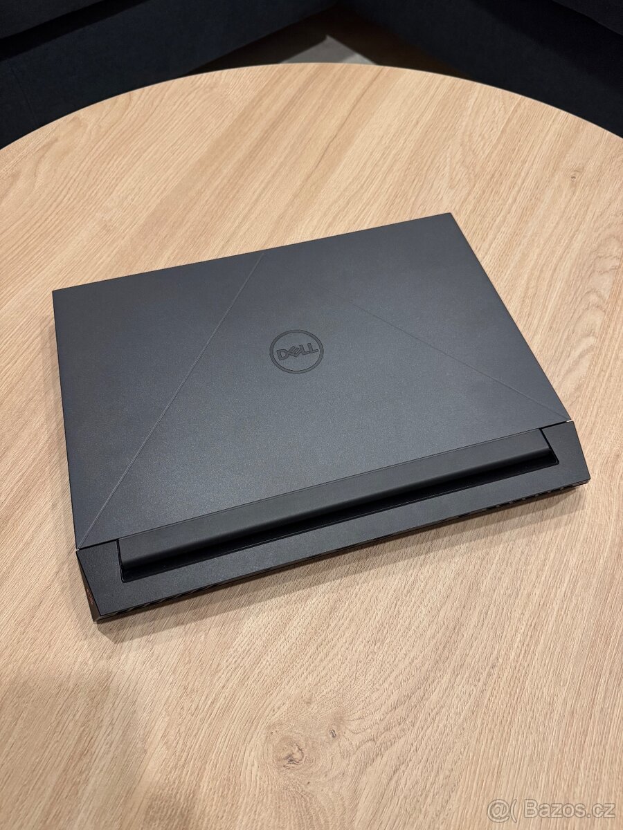 Dell G15/5530 - 3