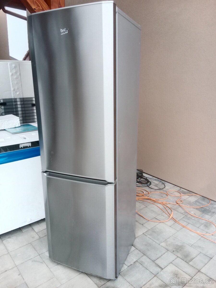 Lednice s mrazakem Beko - 3
