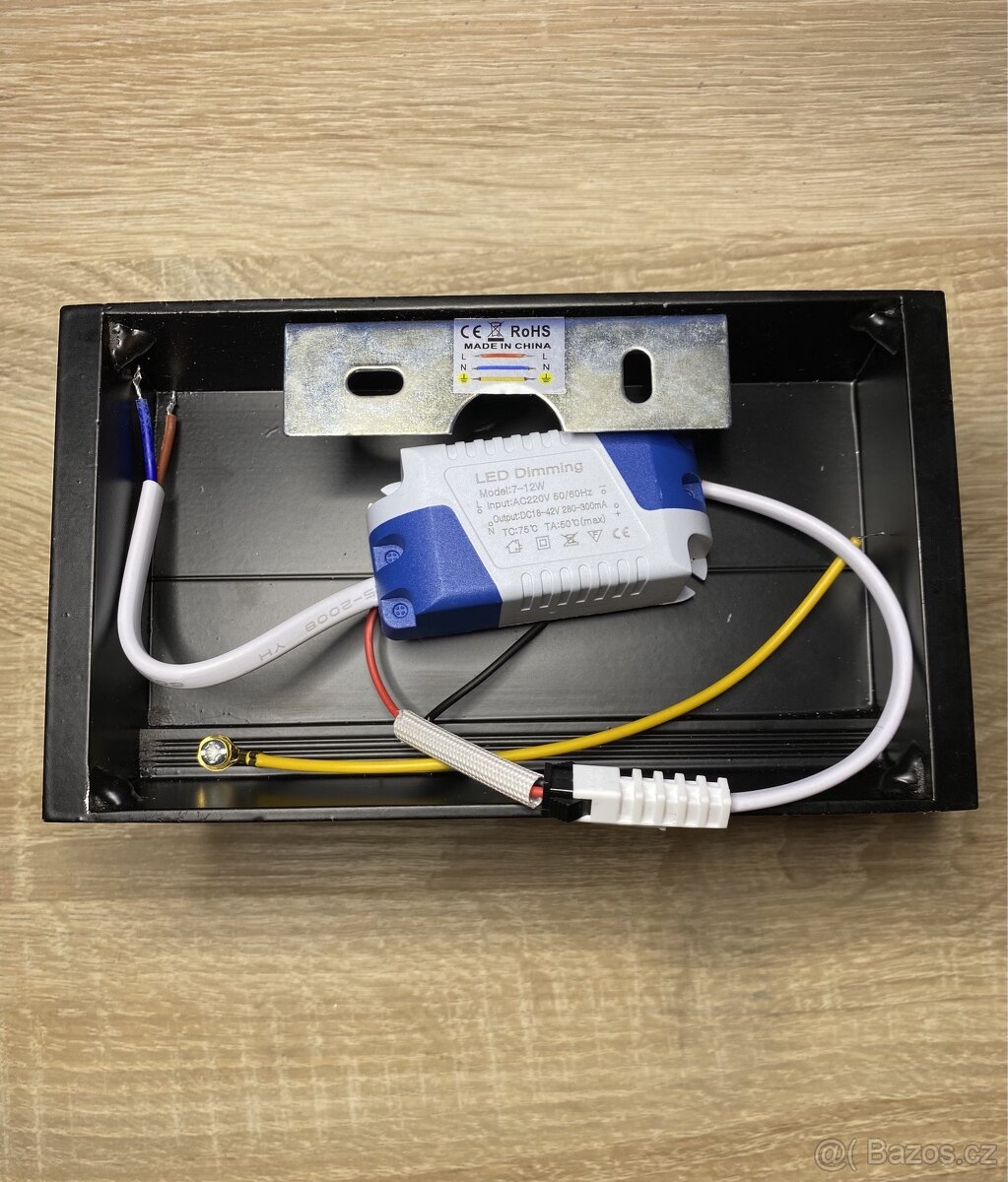 Venkovní nástěnné LED svítidlo - 3