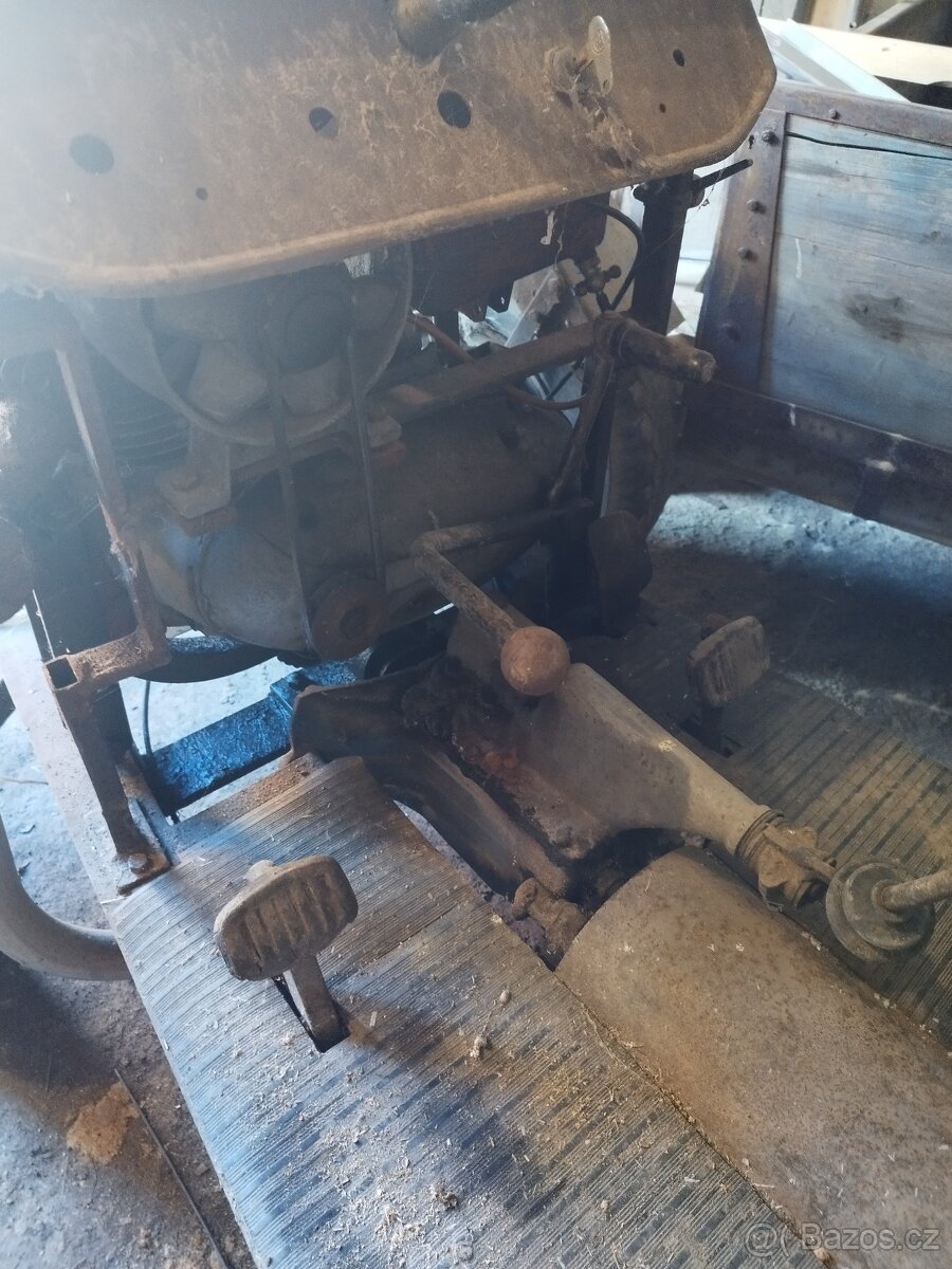 Traktor domácí výroby - 3