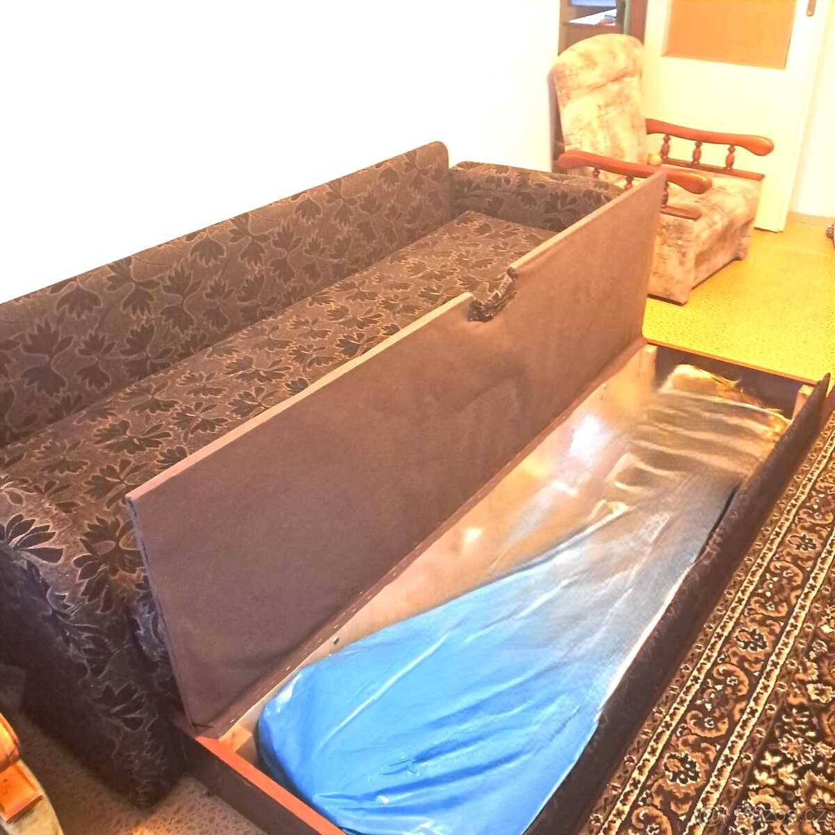 Rozkládací gauč - 3