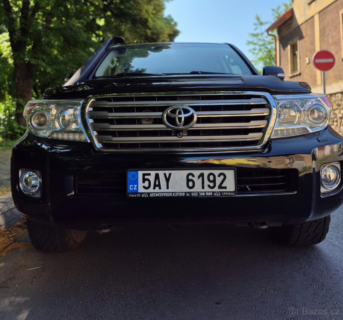 TOYOTA LAND CRUISER 4x4 VDJ200L