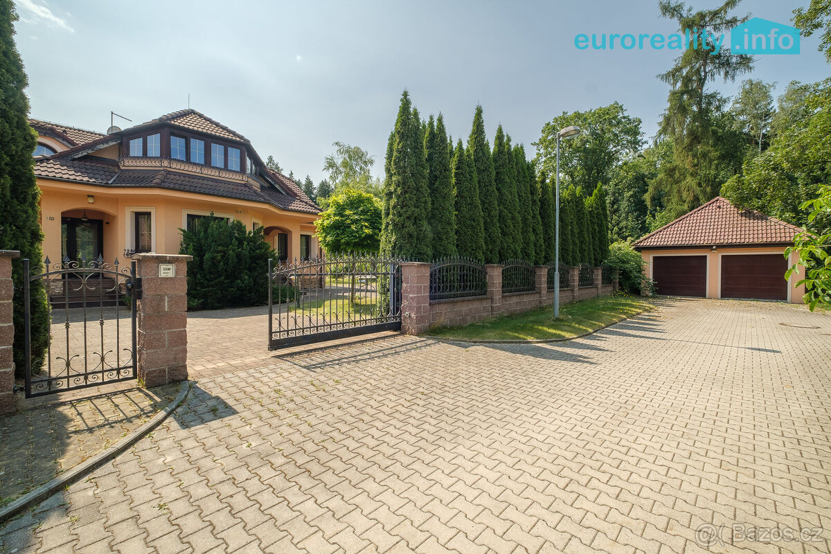 Prodej, rodinný dům, 314 m2, Karlovy Vary - Mezirolí - 3