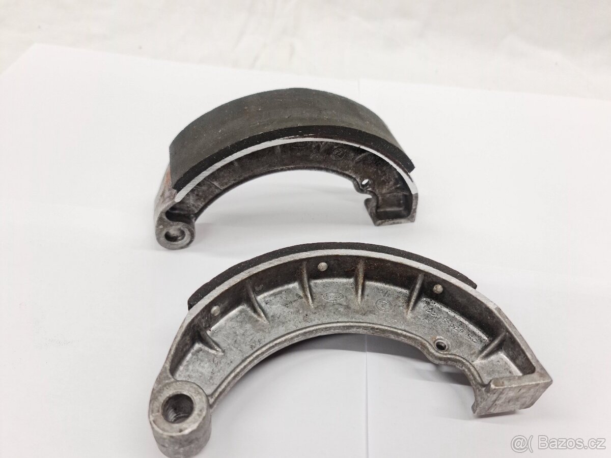 REPASOVANÉ brzdové pakne na JAWA ČZ 175 250 350 PIO 4/5mm - - 3