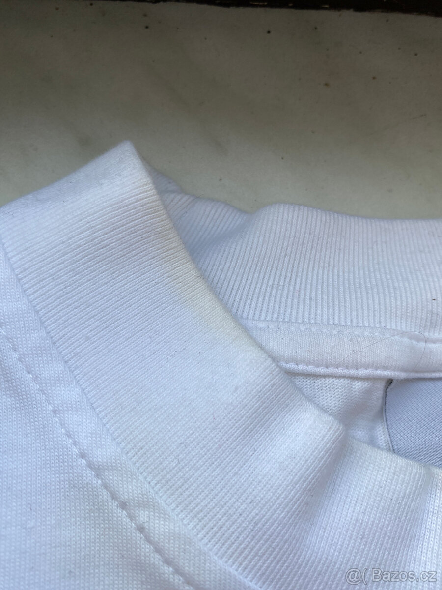 Bílé Adidas Originals tričko s červeným nápisem - XS - 3