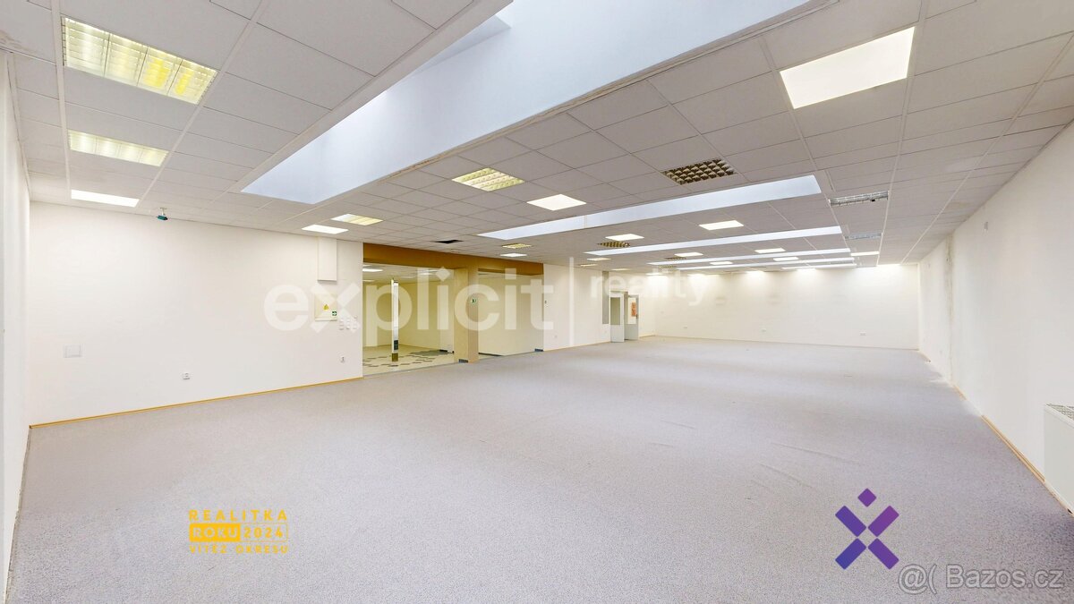 Pronájem obchodního prostoru 387 m², Staré Město - 3