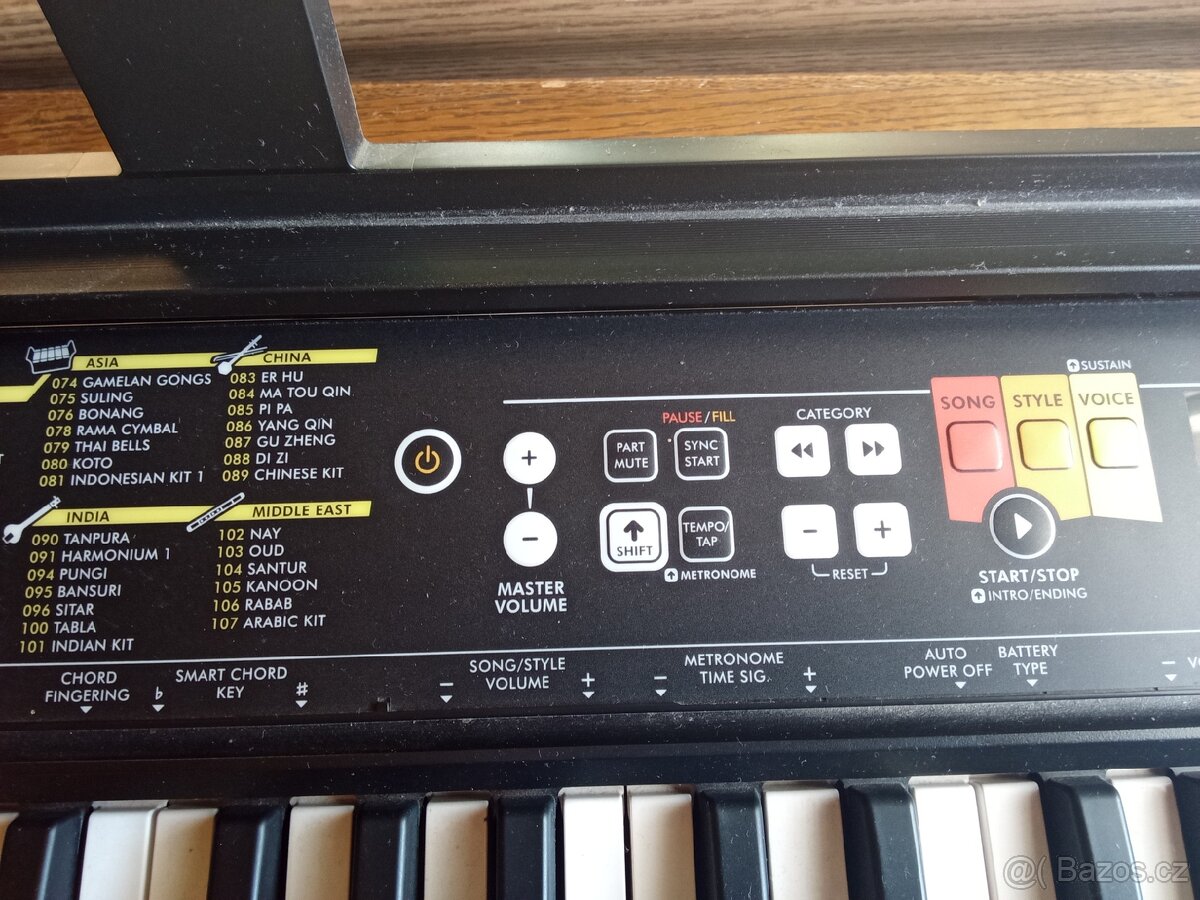 Klavesy Yamaha - 3