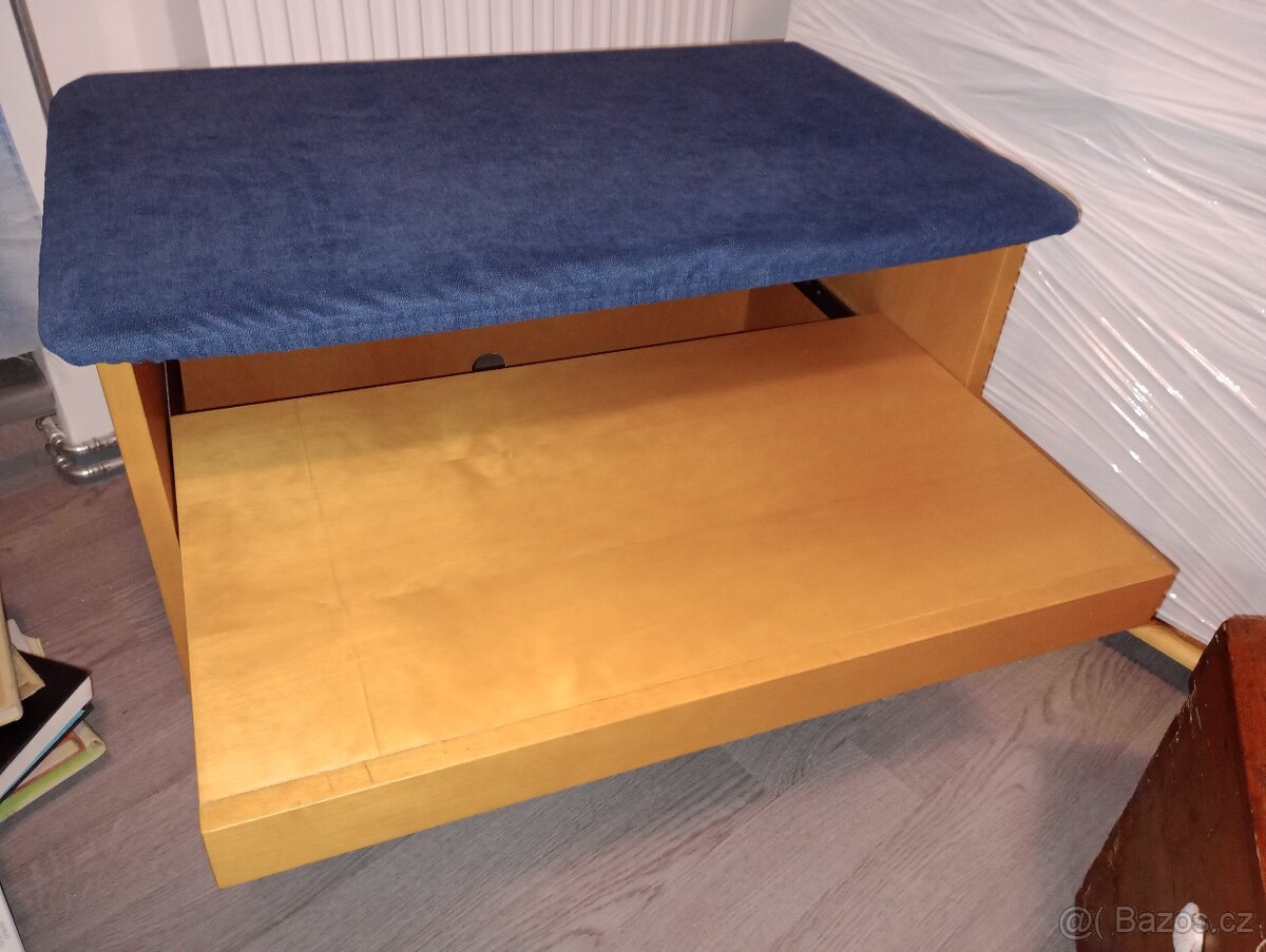 TV stolek s vysouvací vnitřní deskou - 3