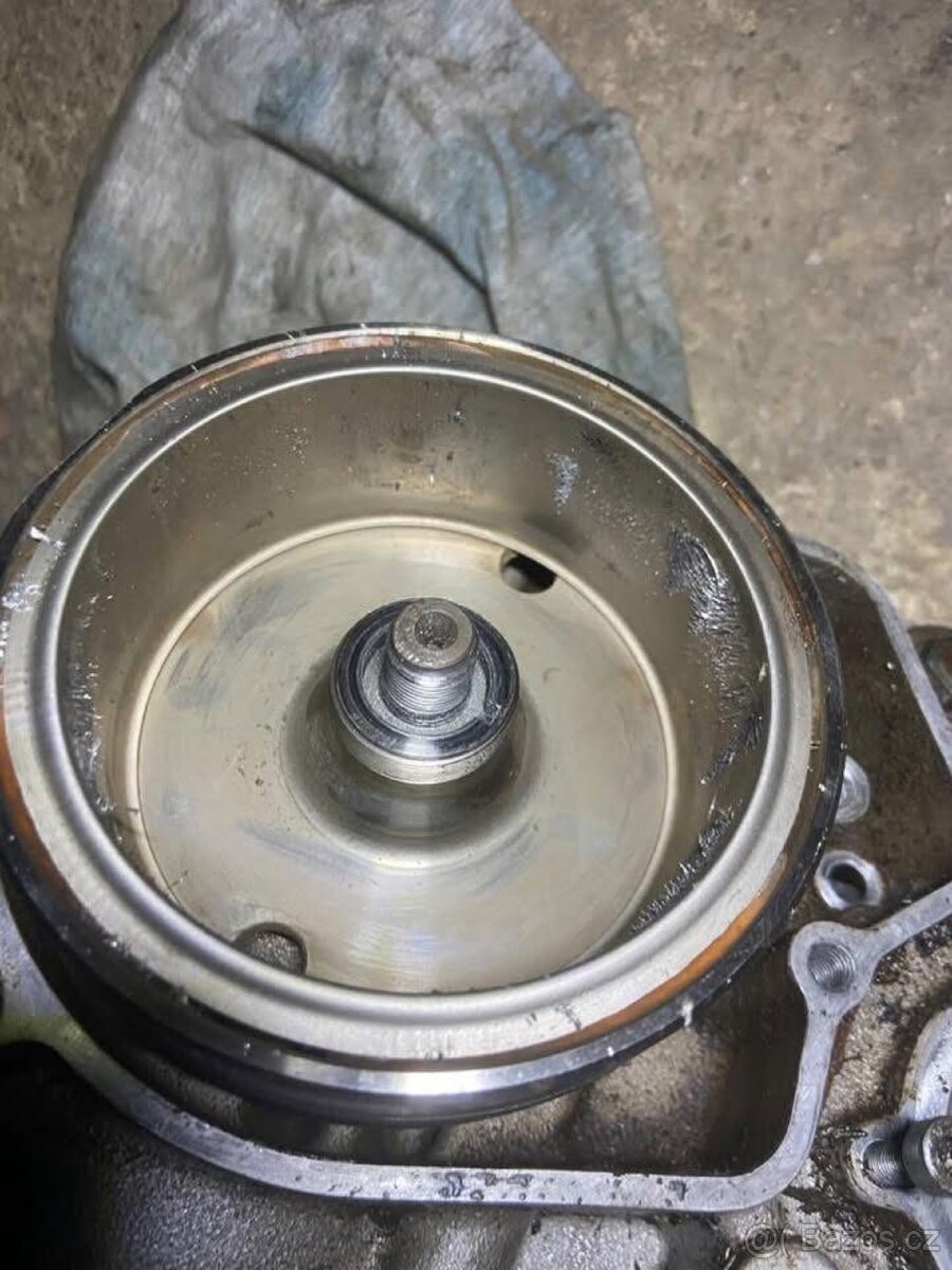 Díly motoru husaberg fe 450 2008 - 3