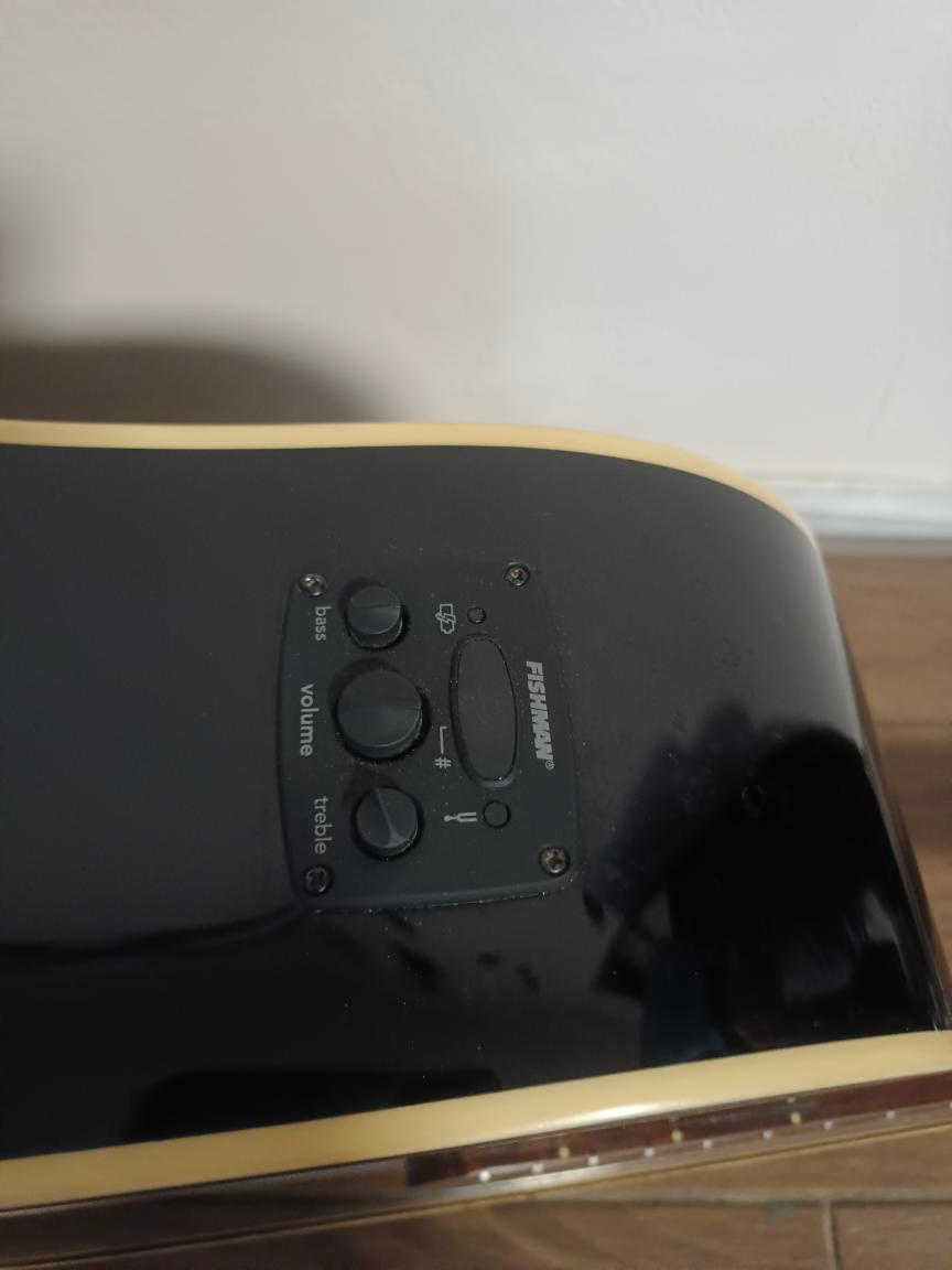 Elektroakustická kytara Fender - 3