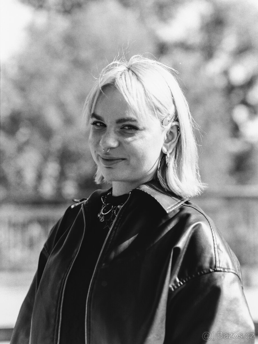 Nikkor AF-D 85mm f1.8 - 3