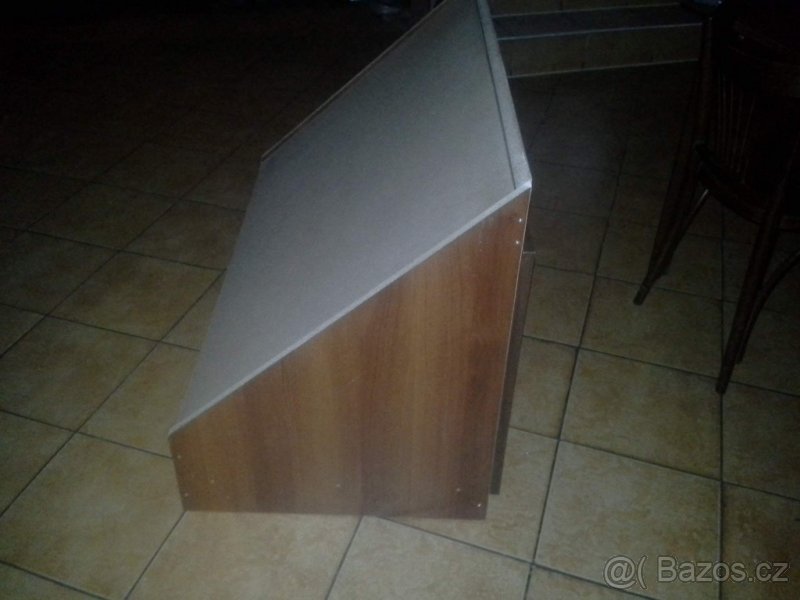 PRODÁM VESTAVĚNY SKŘÍNĚ - 3