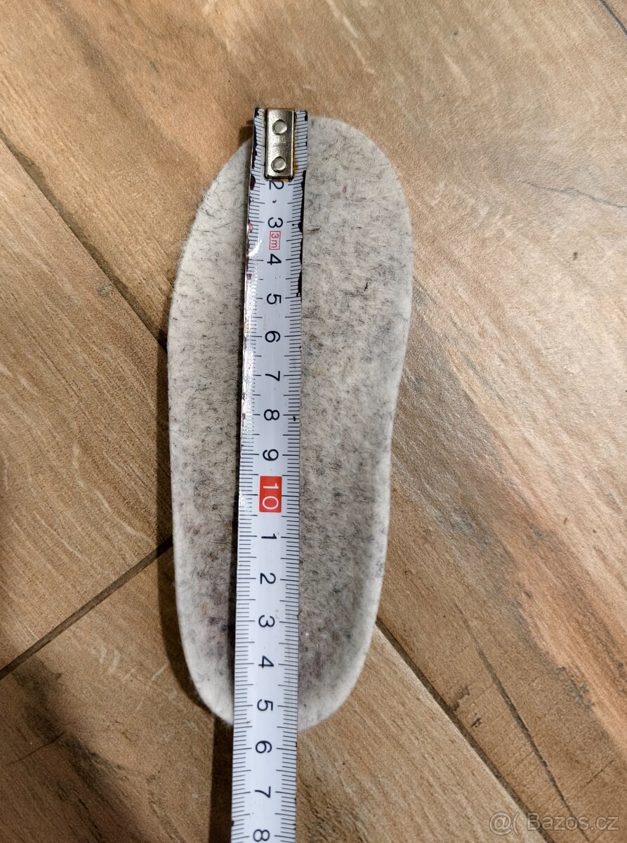 Lyžáky / přeskáče 15,5 - 3