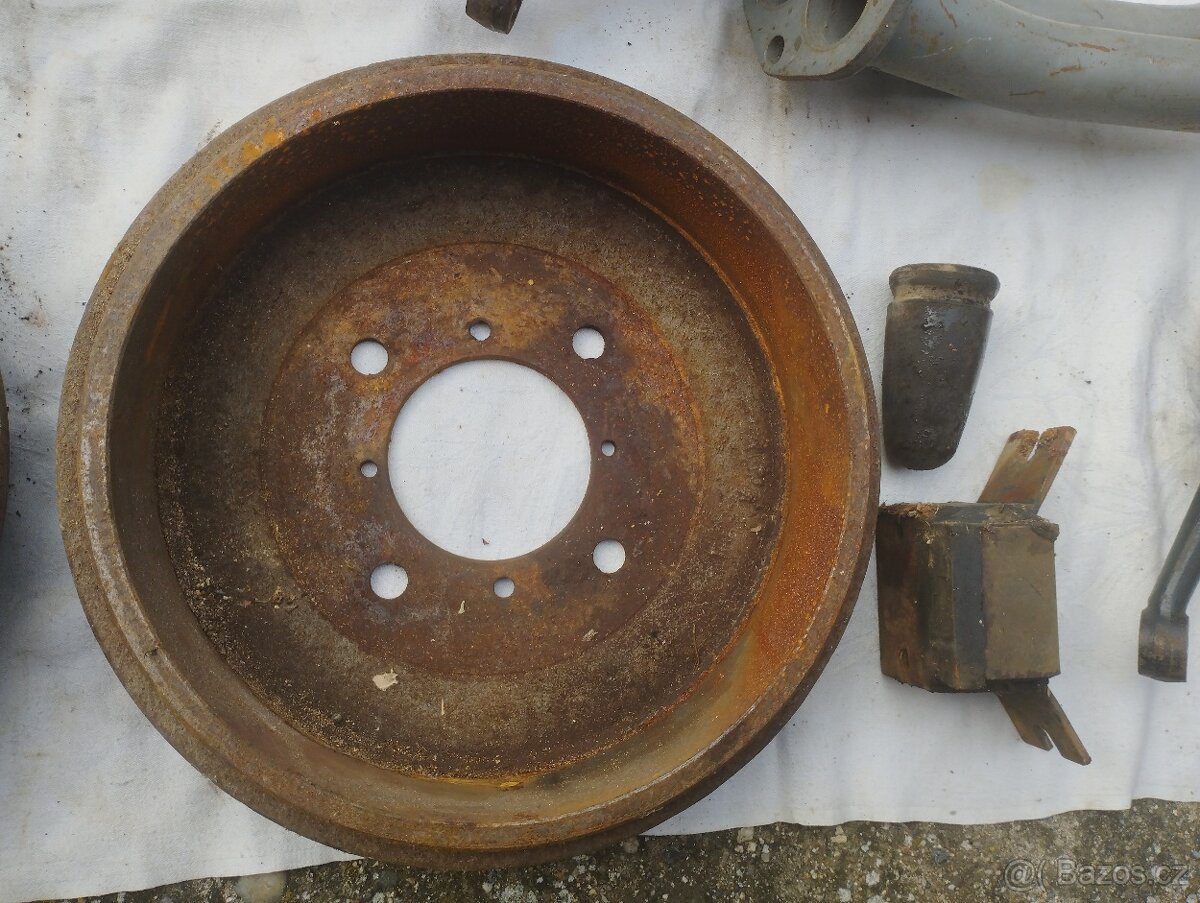 Náhradní díly Škoda 1203 - 3