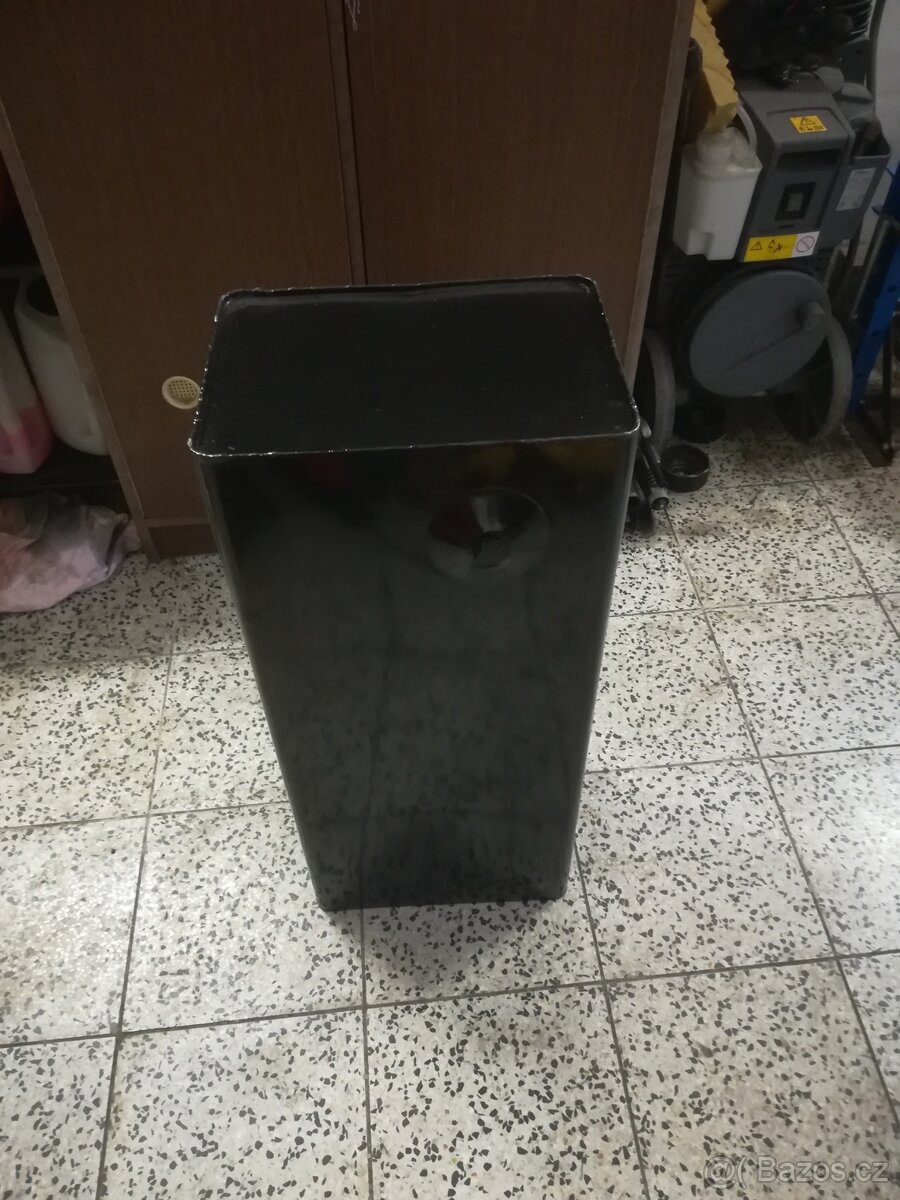 Multicar M25 - nádrž - 3