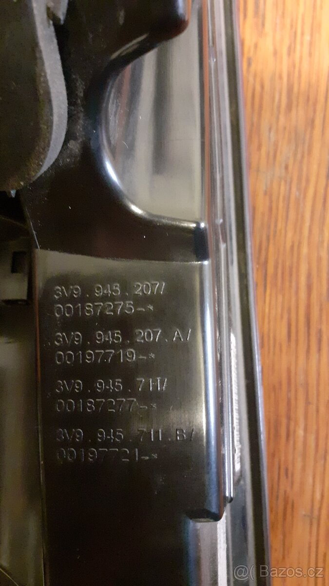 L.zadní světlo Škoda Superb 3 - 3