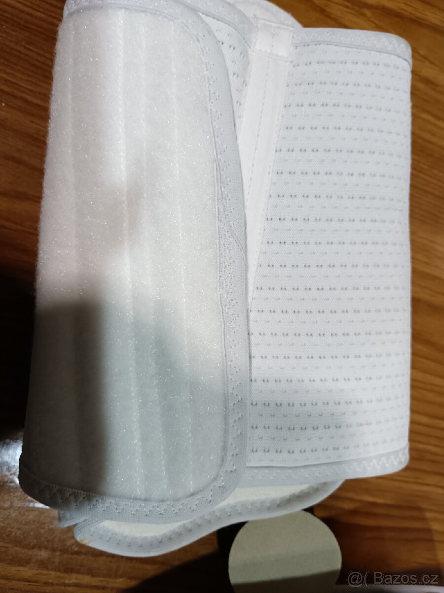 Koleni ortéza nastavitelná - 3