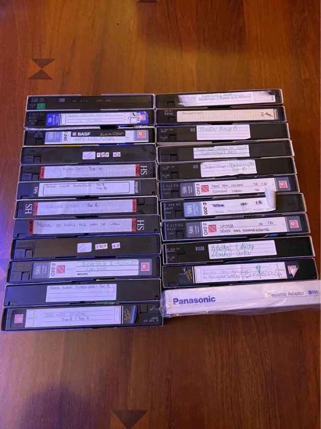 VHS kazety různých značek v perfektním stavu, cca 100 kusů - 3