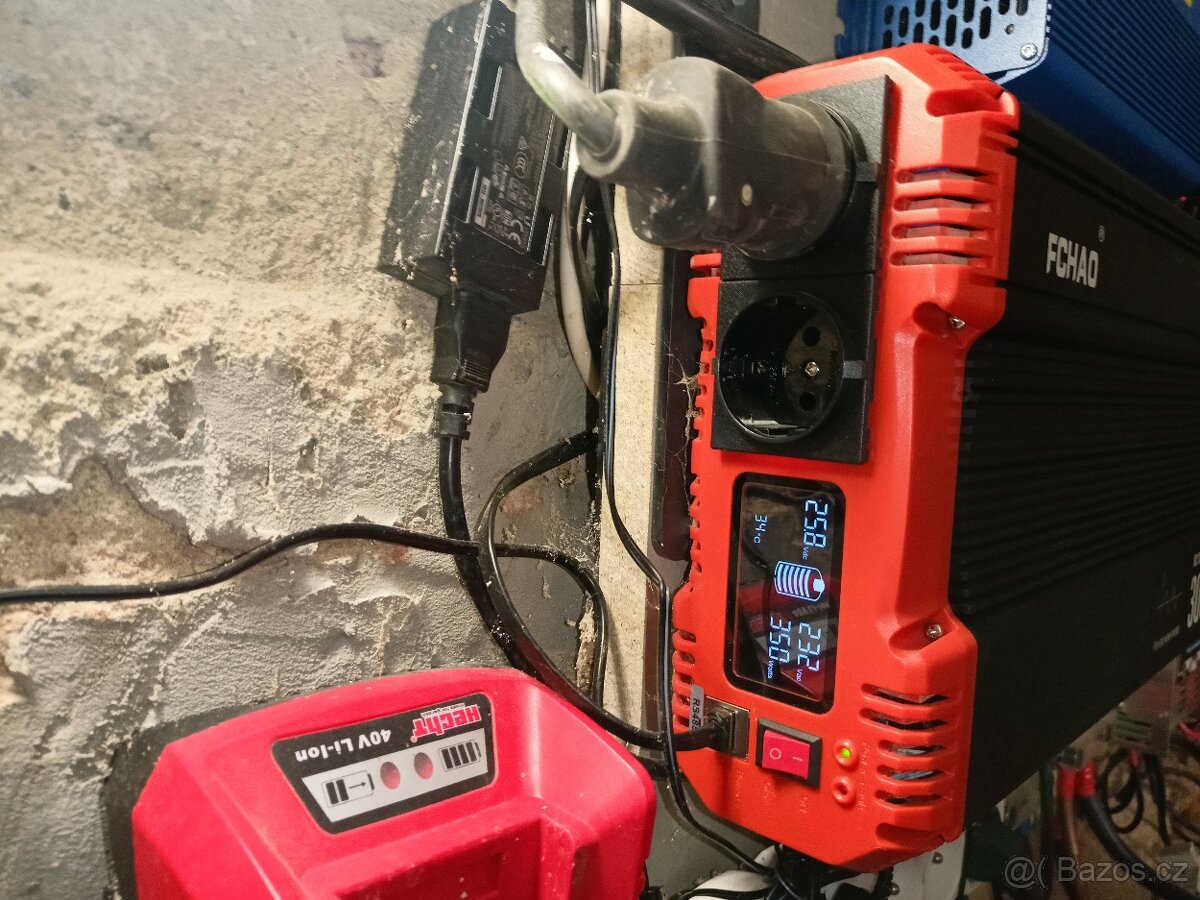 Měnič napětí FCHAO 24V/230V 3000W/6000W - 3