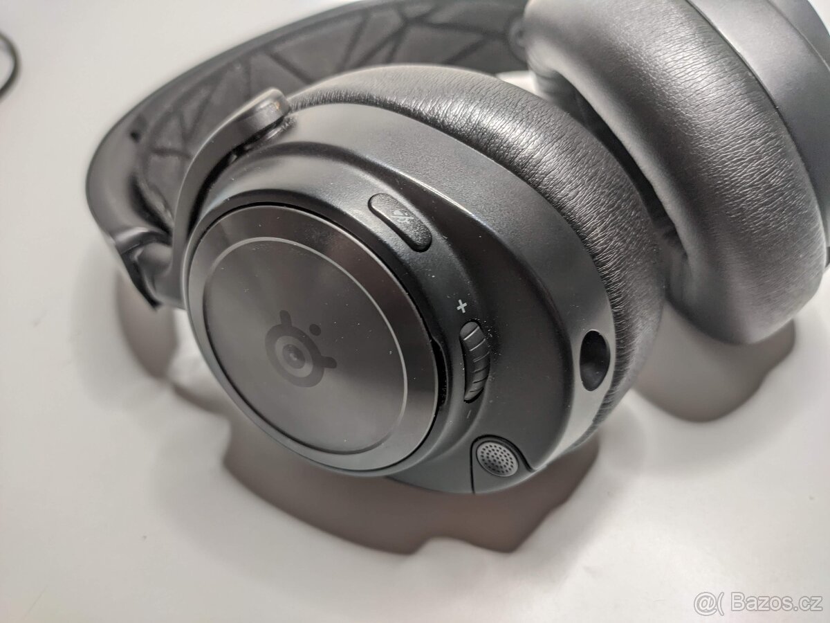 Bezdrátová sluchátka Steelseries arctis nova pro - 3