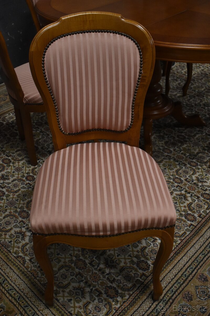 Stůl+ 6 židlí - 3