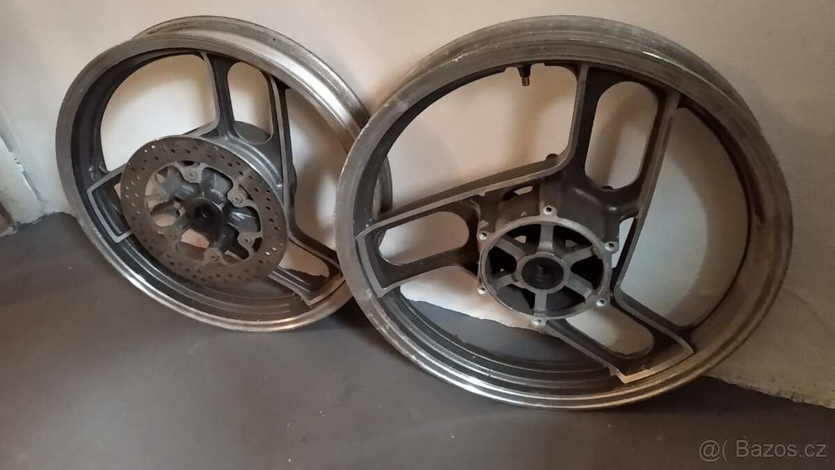 Yamaha SRX 600 - sada kol - 3