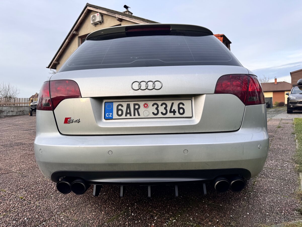 Audi s4 b7 4.2 253kw - 3
