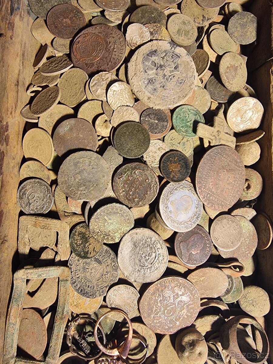 Staré mince a drobné artefakty - 3