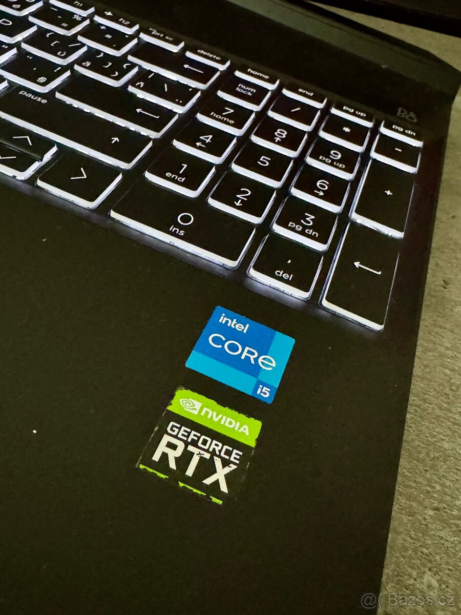 HERNÍ NOTEBOOK HP I5 11300H/8GB RAM/RTX 3050/512GB SSD - 3