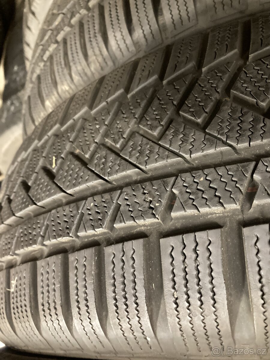 Zimni pneu 215/65 R17 continental - 3