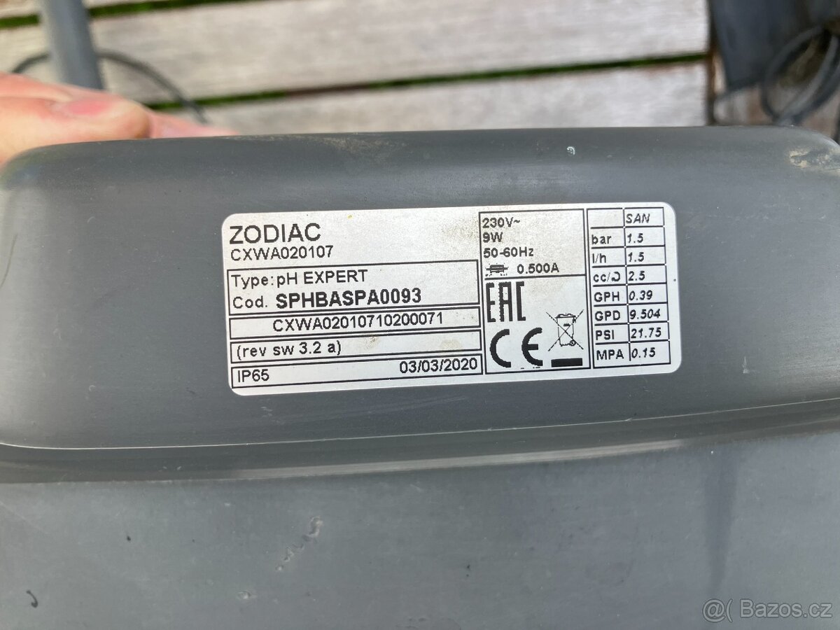 Zodiac pH expert - úpravna pH bazánu - 3