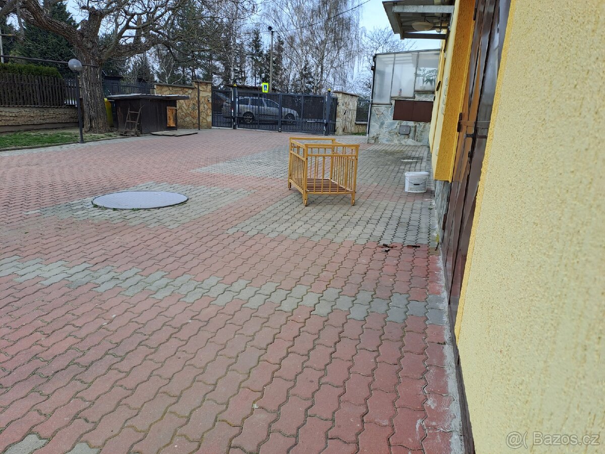 Dřevěná dětská postýlka - 3