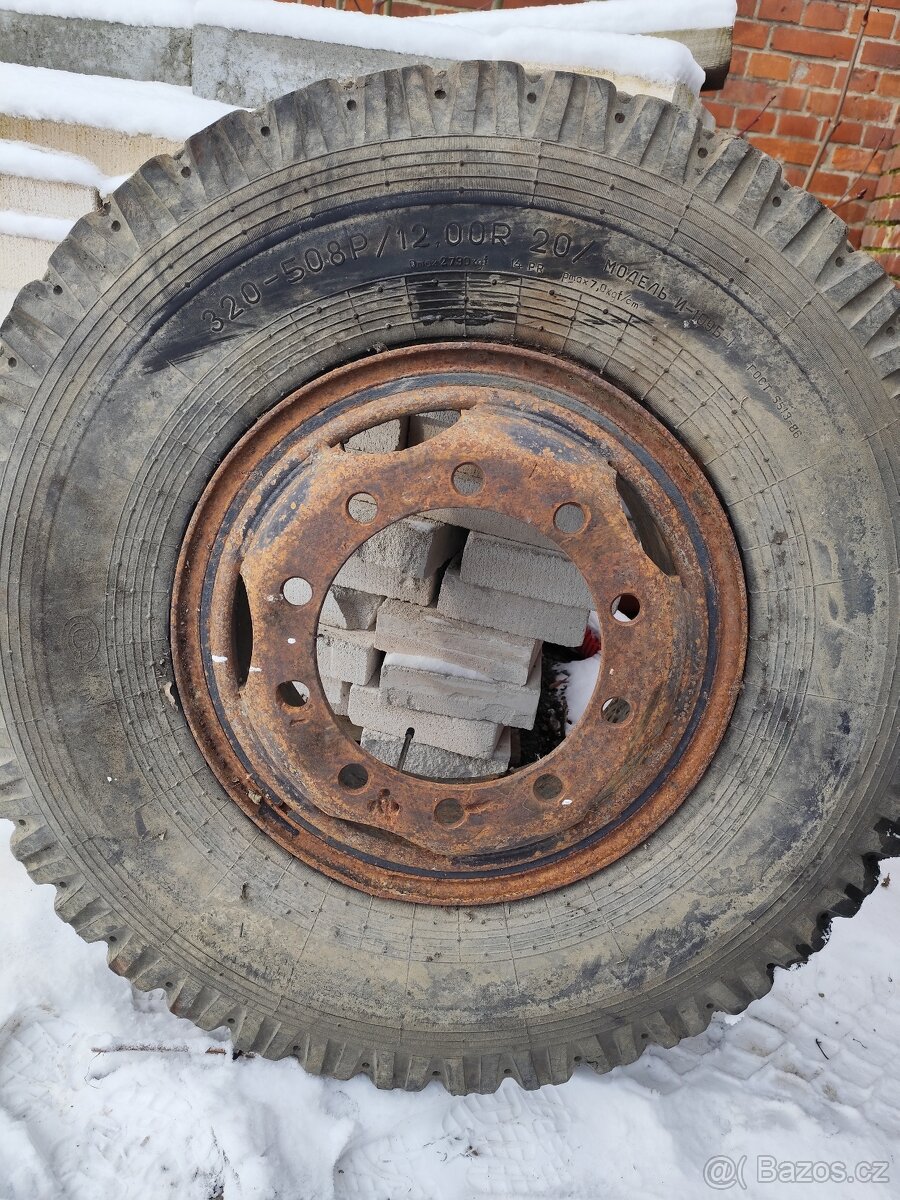 Tatra 815 - pneu s diskem - 3