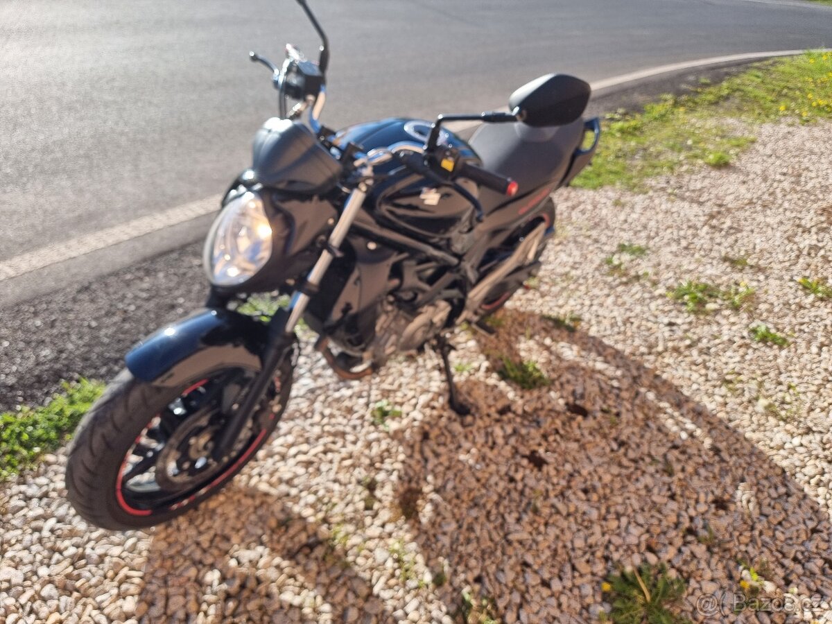 Suzuki SFV Gladius 650 - 3