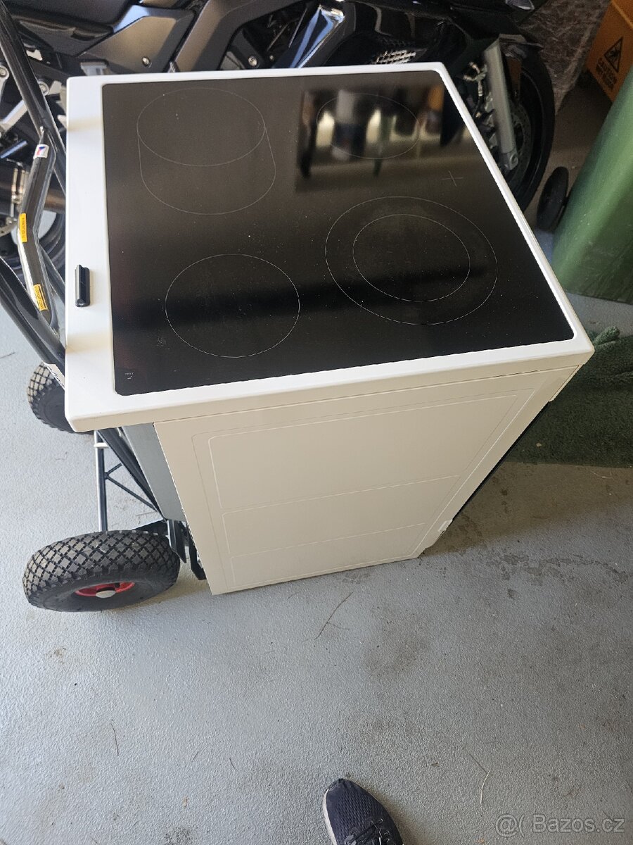 Elektrický sporák 230V + 400V - 3