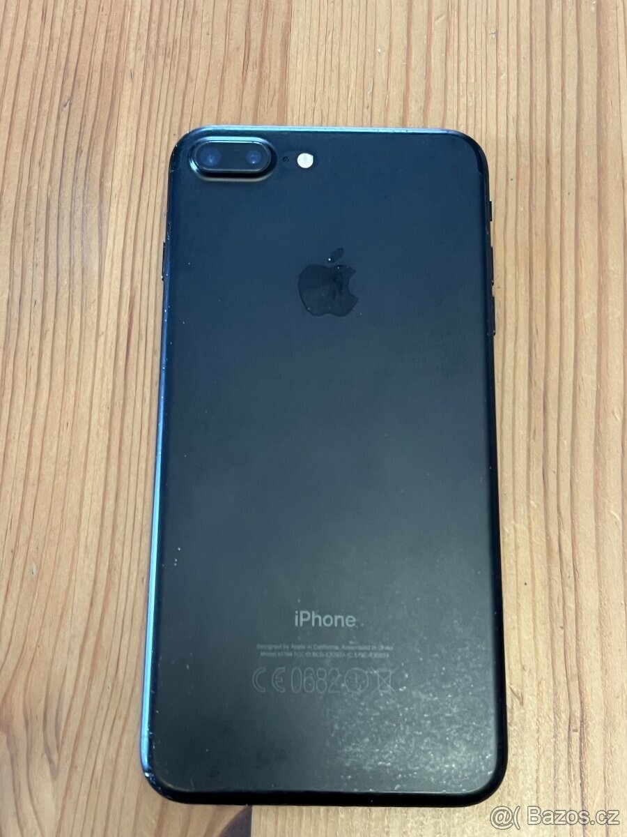 Apple iPhone 7 Plus 128GB černá matná - 3