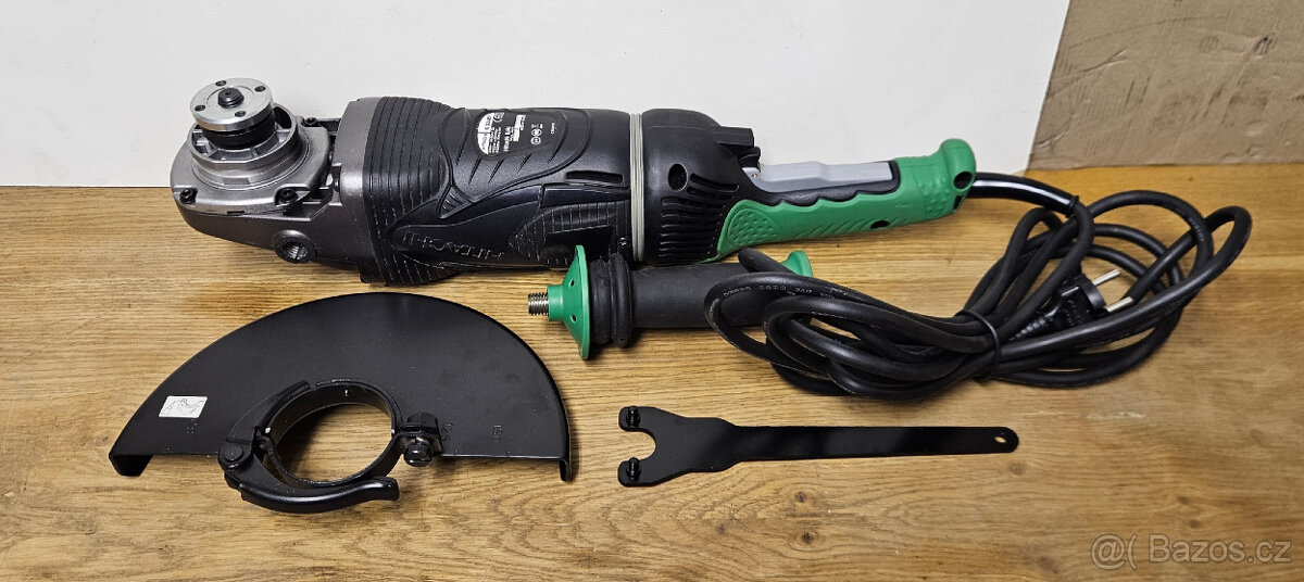 Bruska Hitachi 230 - 3