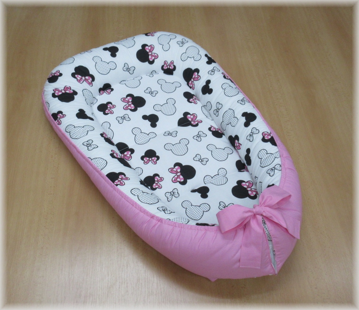 Růžové hnízdečko pro miminko s polštářkem a mašlí - 3