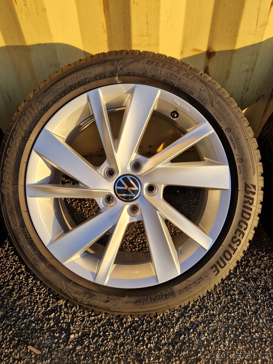 5x112 r17 kola disky volkswagen golf 8 205/50 17 zimni alu - 3