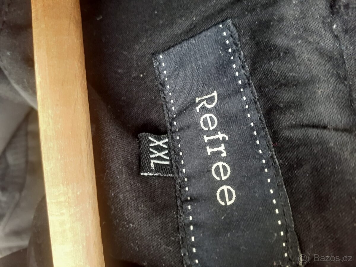 Jarní černý kabát, vel. XXL, zn. Refree - 3